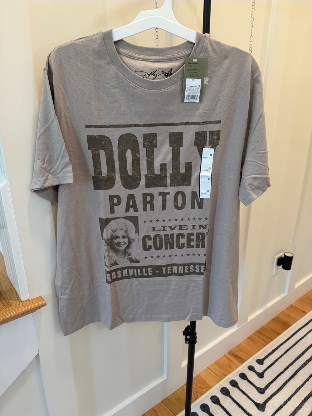 Men’s tan Dolly Parton  Graphic Concert Tee